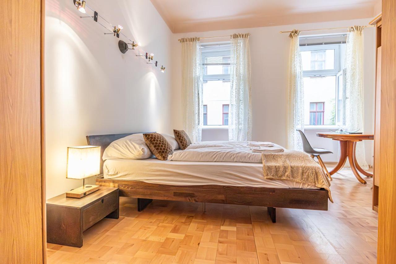 Cozy Center Retreat 2br Apt. Homelike Comfort Appartement