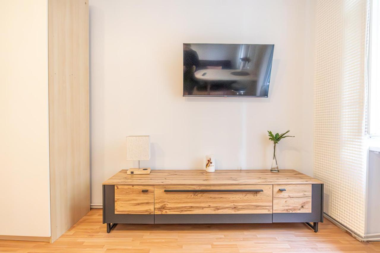 Cozy Center Retreat 2br Apt. Homelike Comfort Appartement *