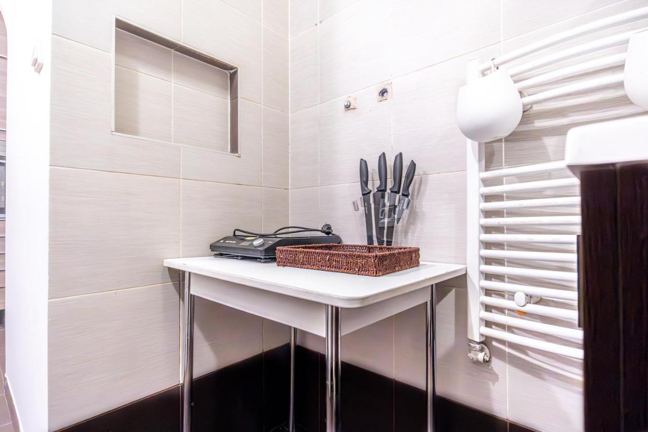 Cozy Center Retreat 2br Apt. Homelike Comfort * Wenen